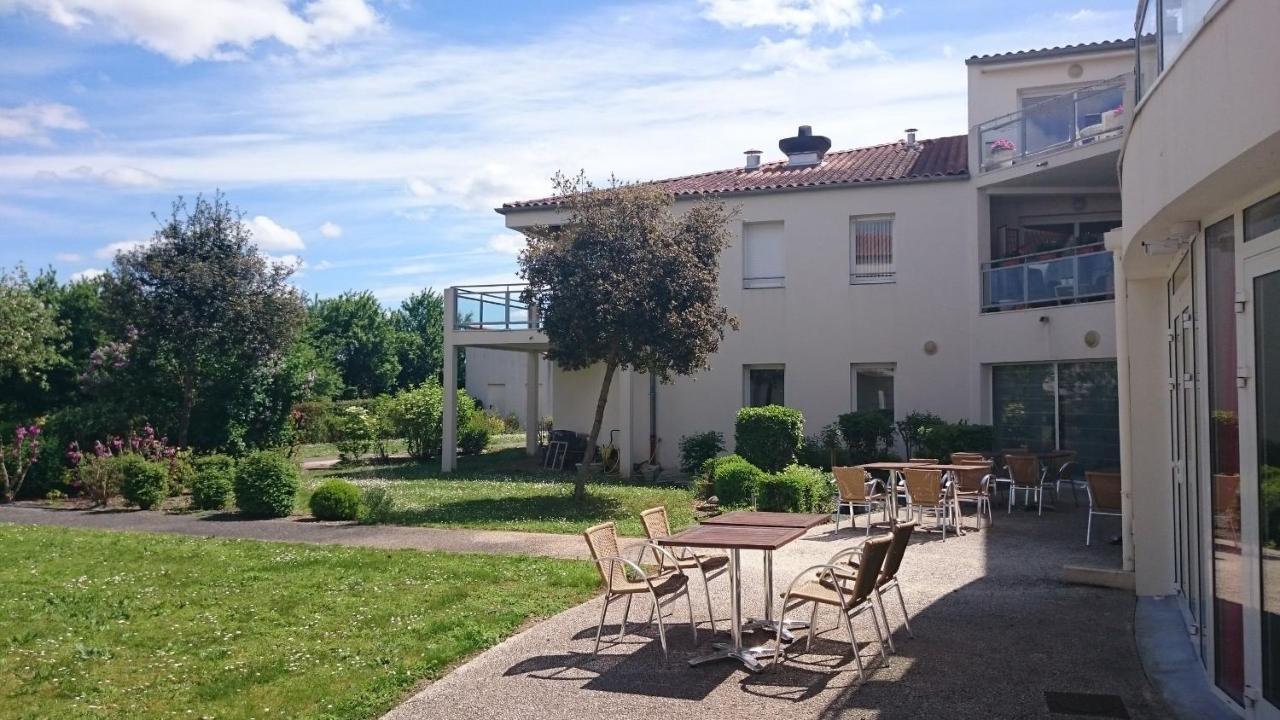 Domitys Le Clos De La Seigneurie Aparthotel Les Gonds Esterno foto
